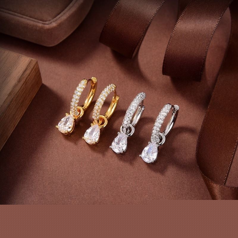 Ce**e earrings